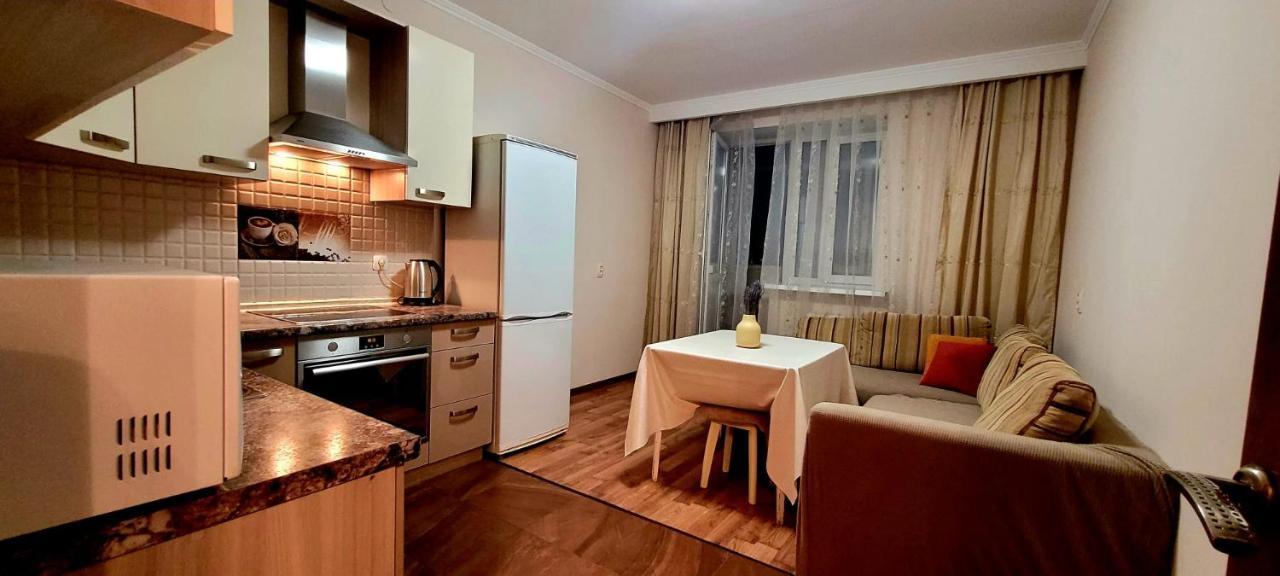 Прекрасная Квартира В Центре Столицы! Astana Ngoại thất bức ảnh