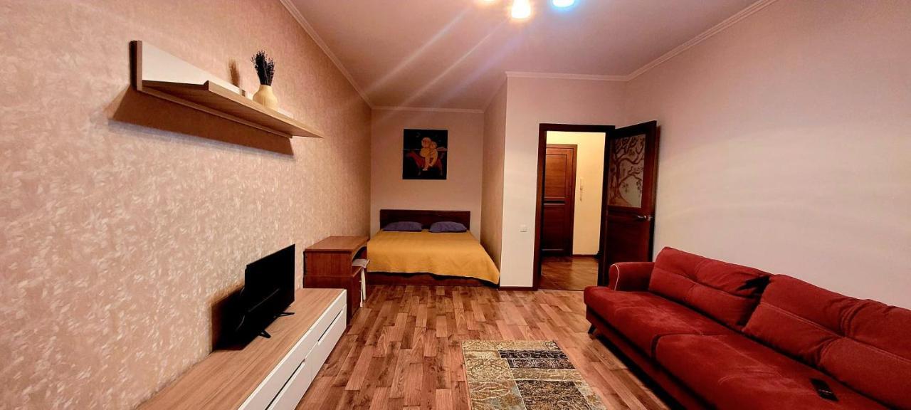 Прекрасная Квартира В Центре Столицы! Astana Ngoại thất bức ảnh